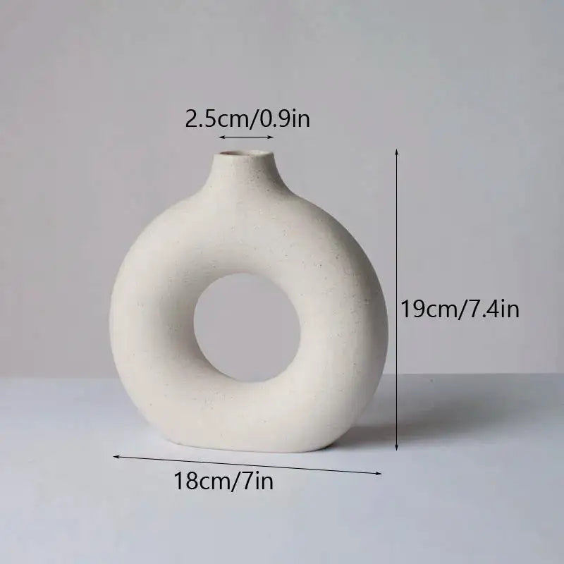 Round Ceramic Vase - jasmin milk bar