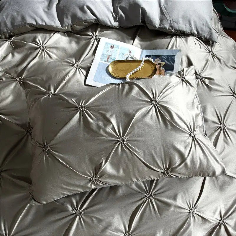 Royal Quilted Bedding Set - jasmin milk bar