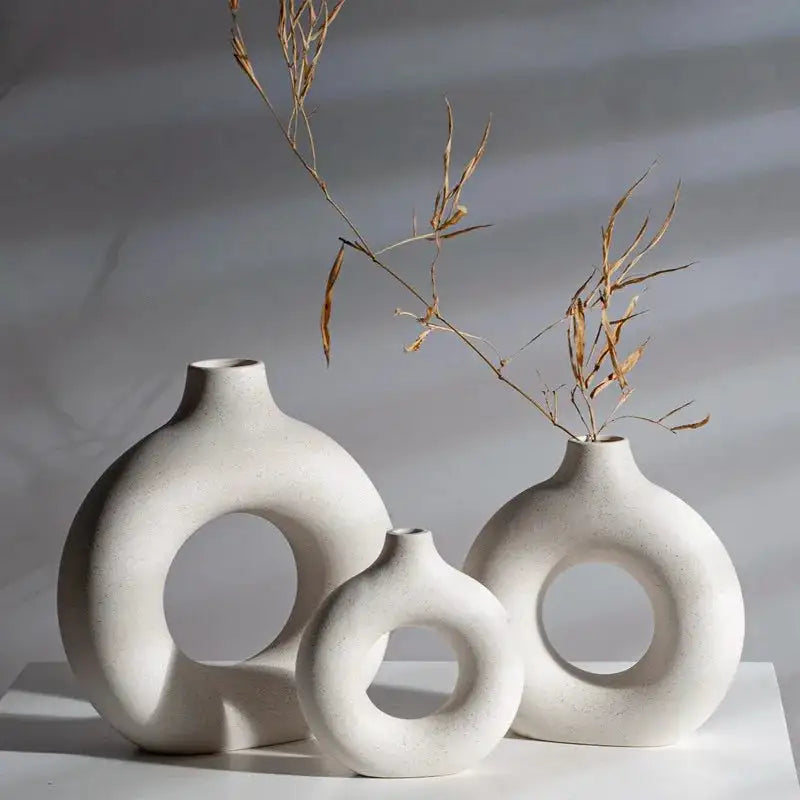 Round Ceramic Vase - jasmin milk bar