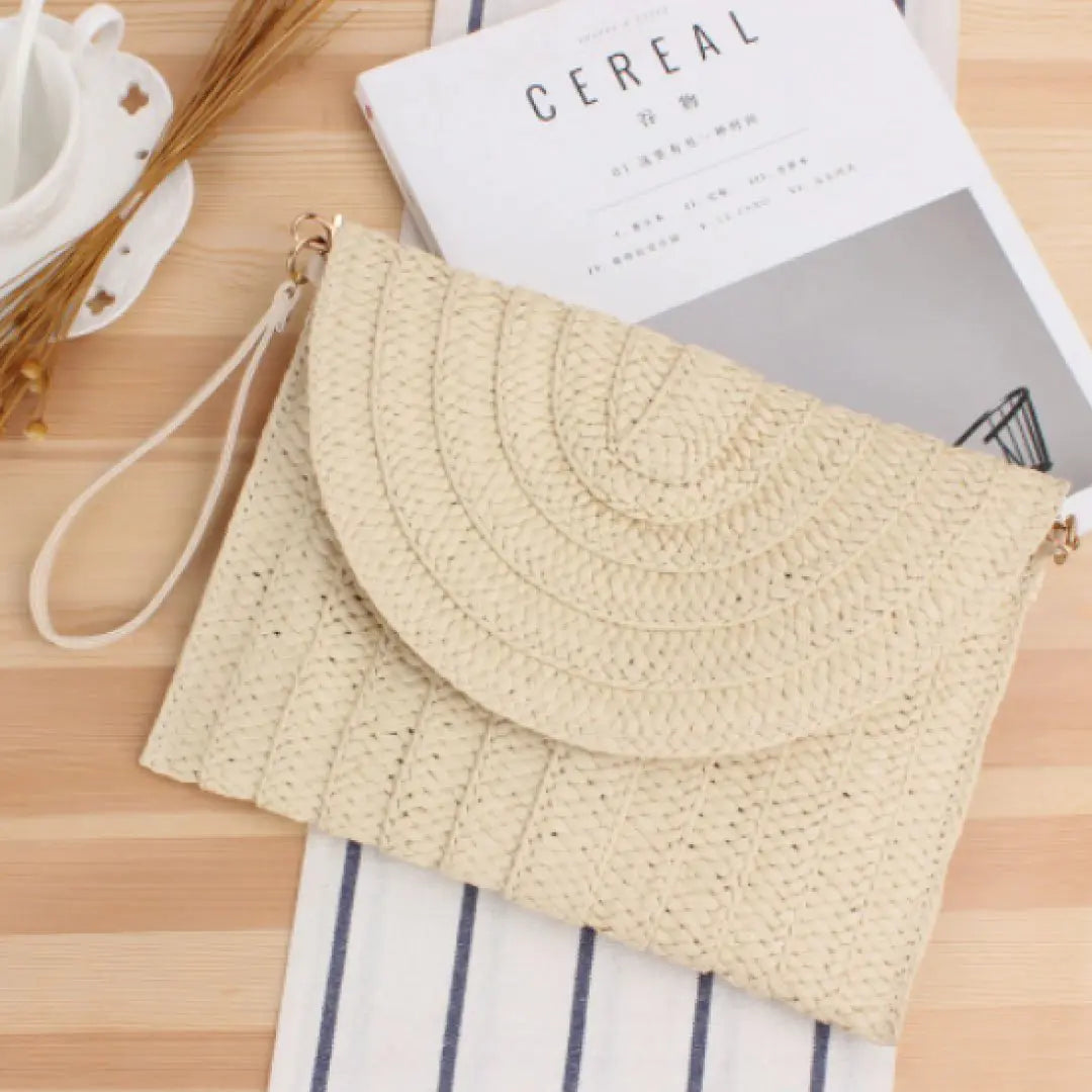 Spring Ari Clutch - jasmin milk bar